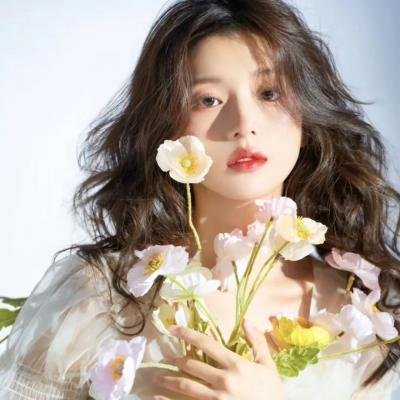 超级影后之初次做人